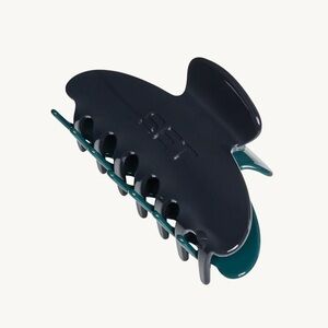 Set active color block claw clip